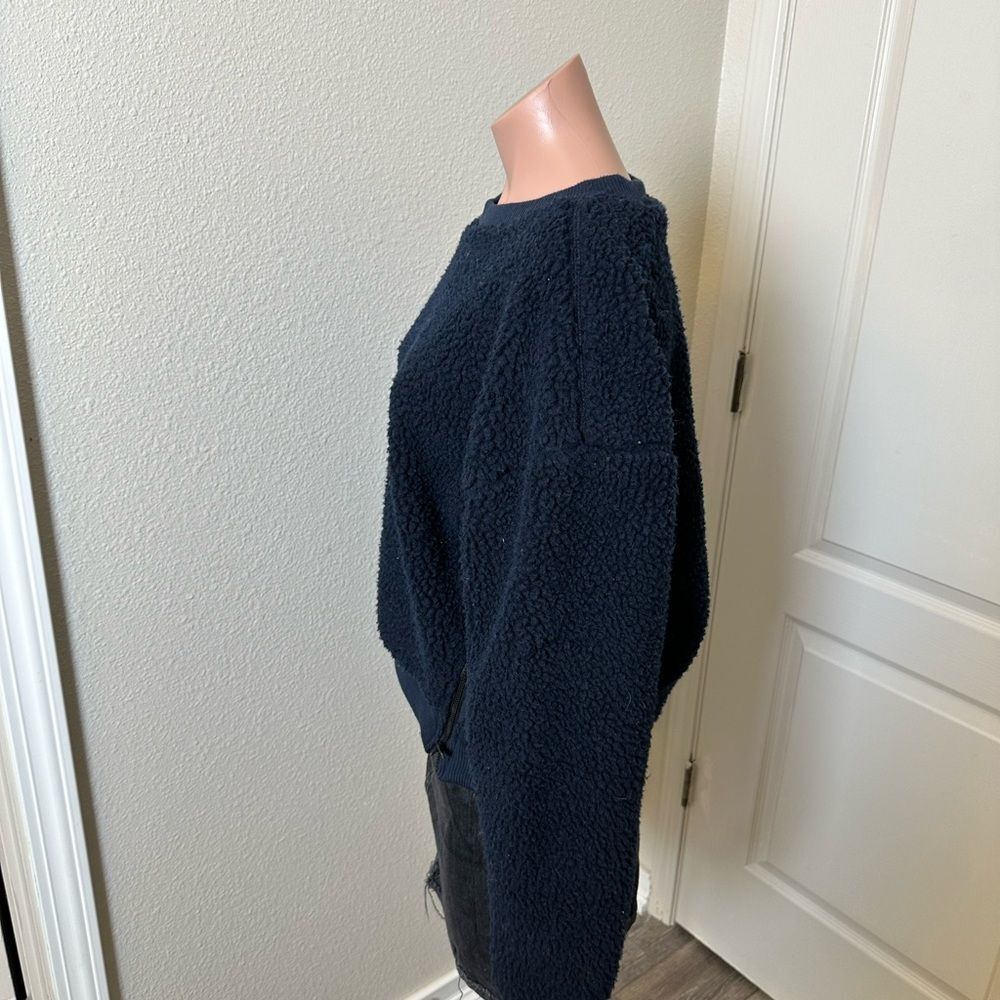 Backcountry Navy Blue Sherpa Crew Sweatshirt Sz M - Picture 2 of 4